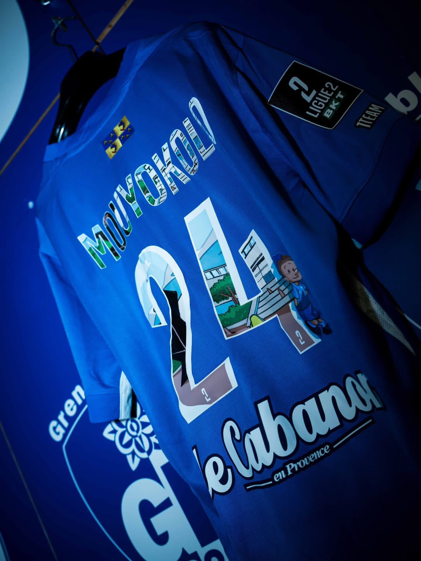 格勒诺布尔特别版印字球衣。贤聊球衣 球衣资讯