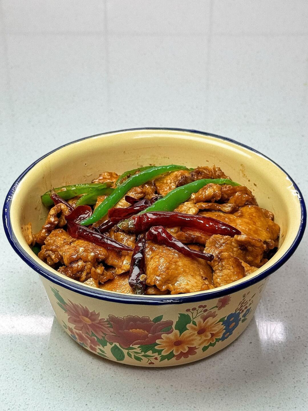 今天吃什么🥢🥢双椒爆炒鸡胸肉（附做法）
