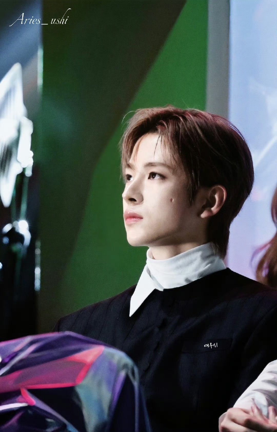 含泪看EXO舞台的迷弟YUSHI追星人的破防时刻！YUSHI 眼里的泪 是我追星