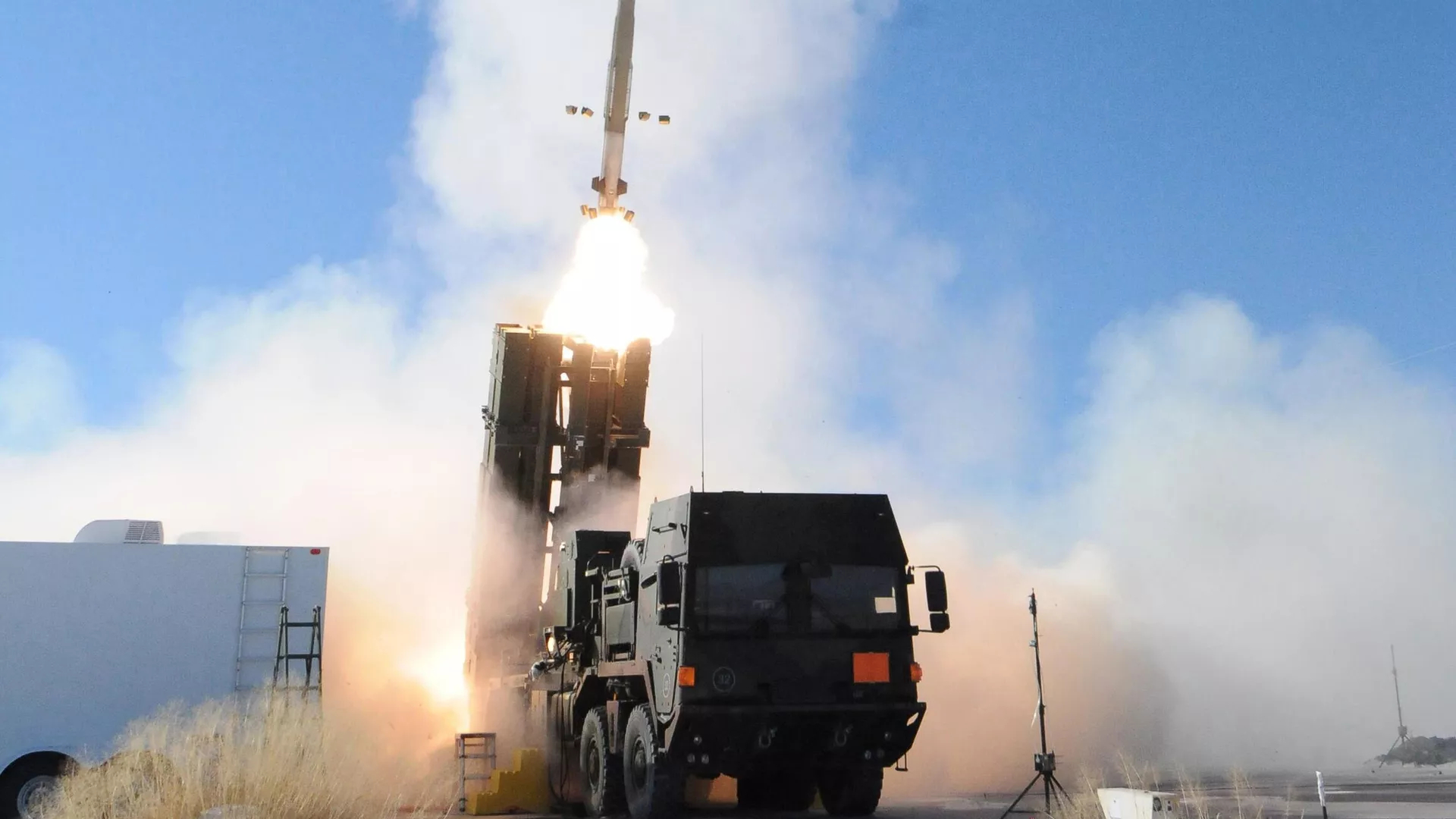 以色列总理称伊朗已不构成生存威胁内塔尼亚胡这番话，表面是"定心丸"，实则是张"战