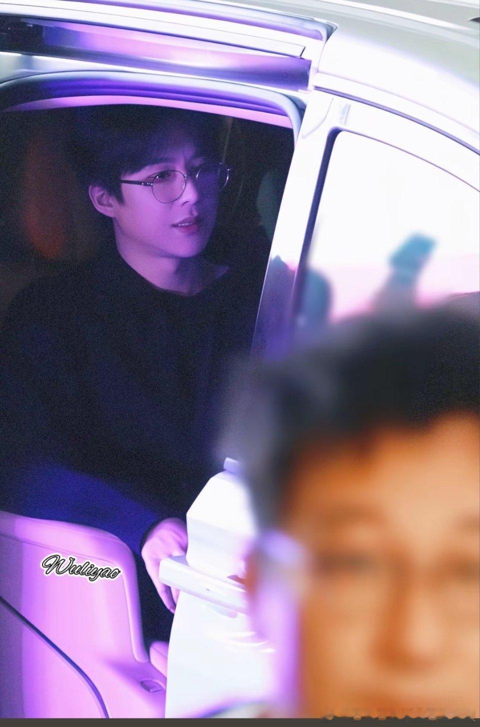 抖音捡了一张图但是不知道水印是哪位老师的！好帅啊！