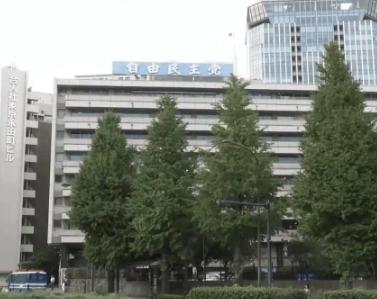 最近一段时间，日本在安全政策上的动作明显加快，比如与欧洲国家在防务领域互动增多，