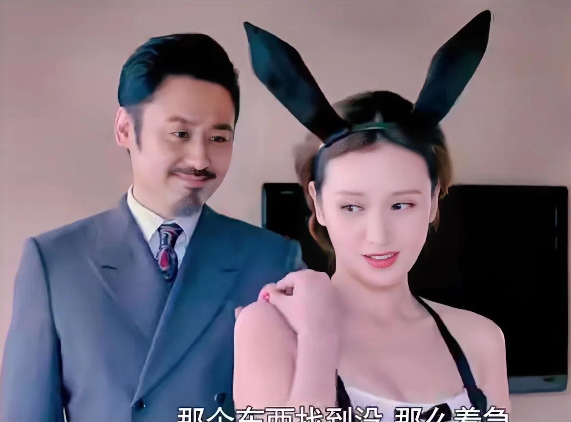 说说张萌，也挺有意思的，总是演一些出轨女或者小三的角色，比如《离婚律师》里的焦艳