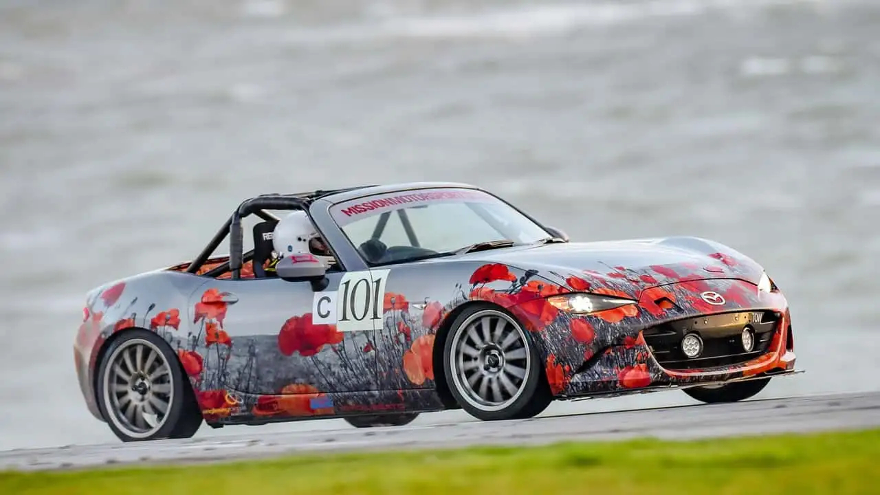 Mazda MX-5 Mk4 Poppy Art Car By Mission 