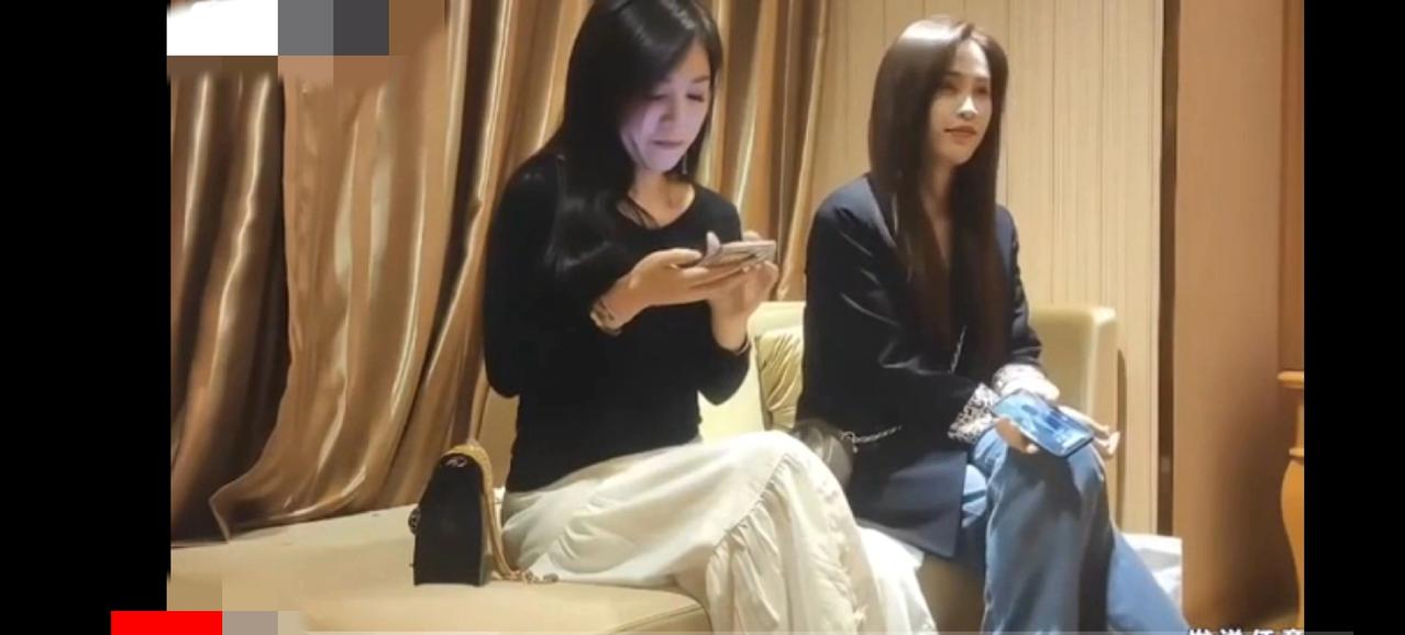 如果这两个女孩跟你相亲，同样的彩礼，你会选择哪个？[what]