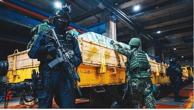 台民进党当局正式宣布，

2 月 1 日，台湾地区民进党发言人王定宇宣布：今日起