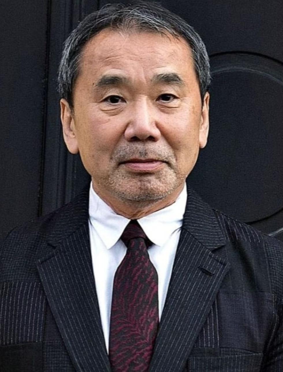 村上春树说：“人到了一定年龄，就会发现，没有喜欢的东西了，也没有喜欢的人了，好像