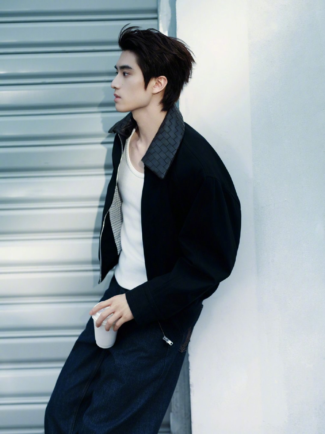 张康乐｜Bottega Veneta活动造型出图，身穿品牌标志性皮革编织元素 L