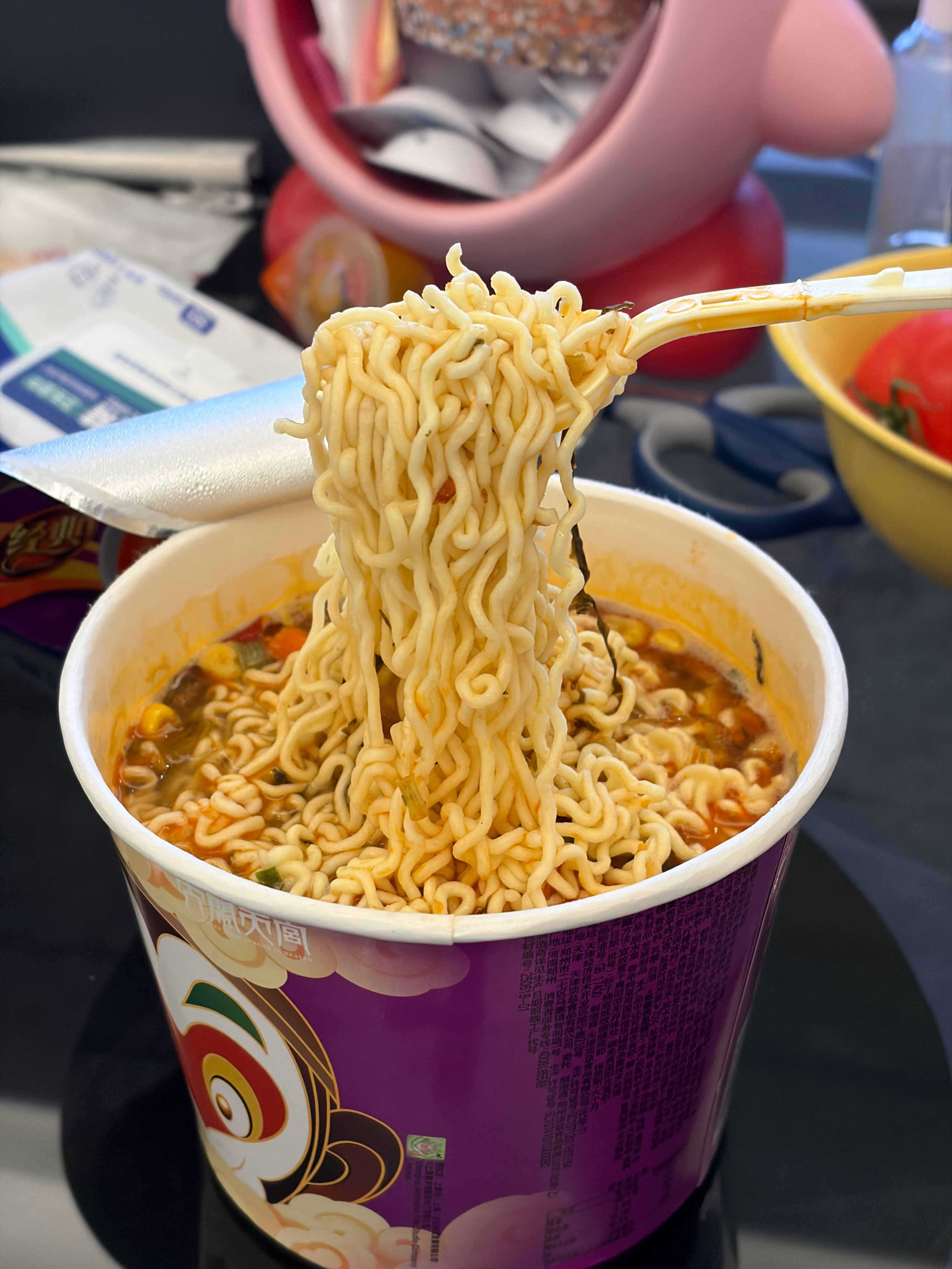 可能是今天运动量有点大，也可能是晚饭吃得太早了，到这个点实在是饿了[苦涩][苦涩