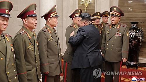 金正恩表彰参与俄乌战争的朝鲜指挥官，称朝鲜军队为“世界最强军队”

朝鲜官方媒体
