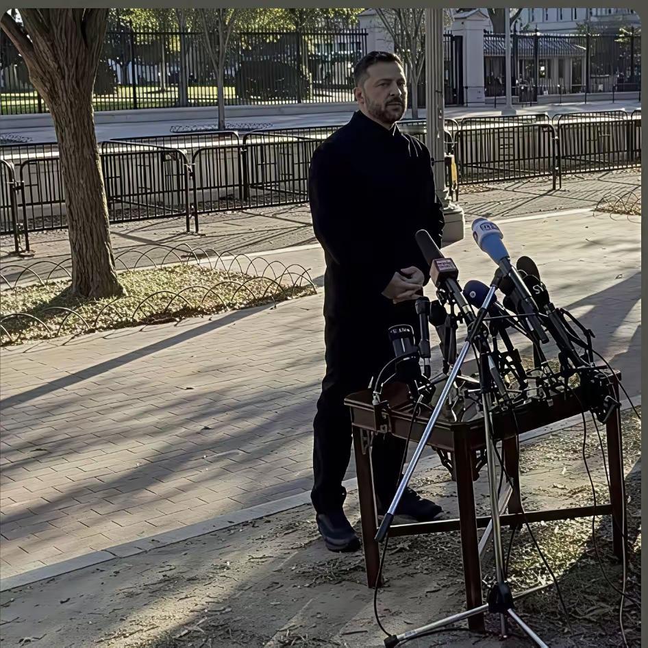 这是一位彻底改变乌克兰人民命运的“好总统”，曾经的风光无限，到现在的千夫所指，他