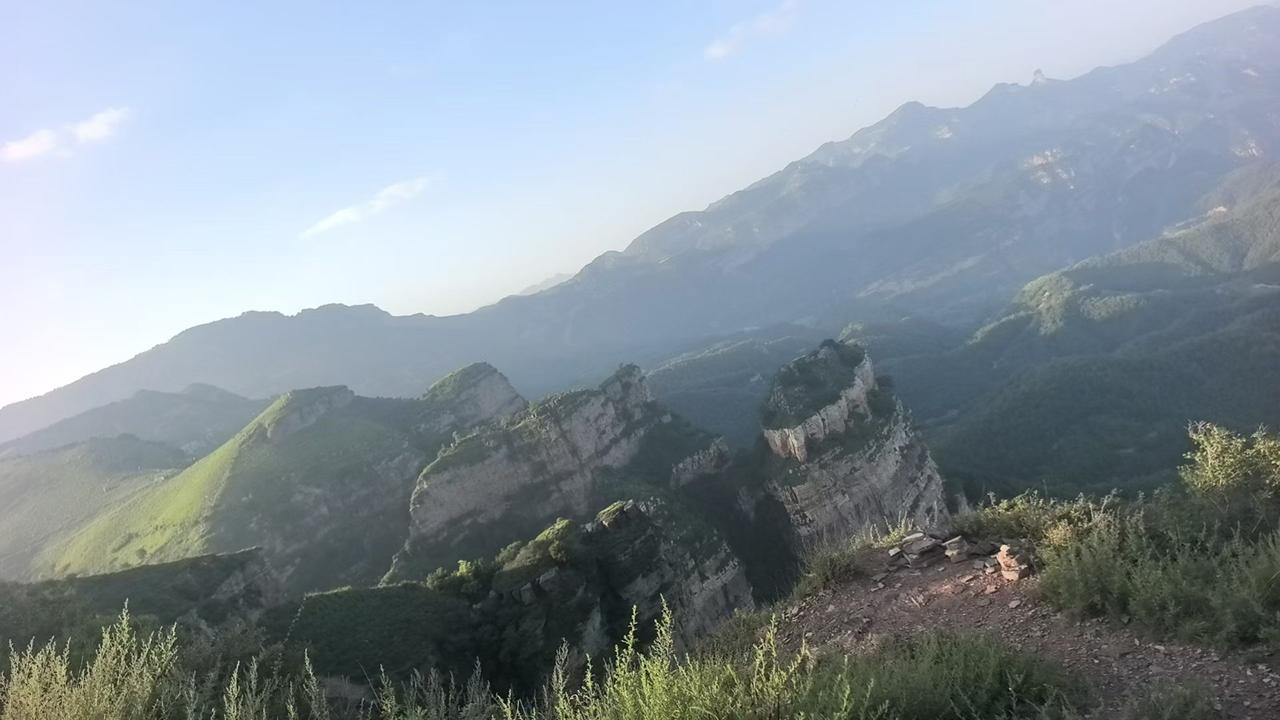 旅游悟语

秦振海（河北邯郸）

​旅游到处转
​身体是本钱
​行走不利索
​有