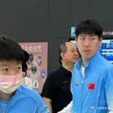 9月16日中午12点15分，搭载着中国体育代表团团部及乒乓球、羽毛球、体操、射击