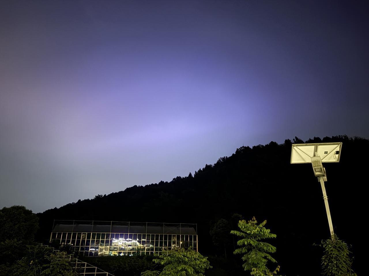 夜色如黛