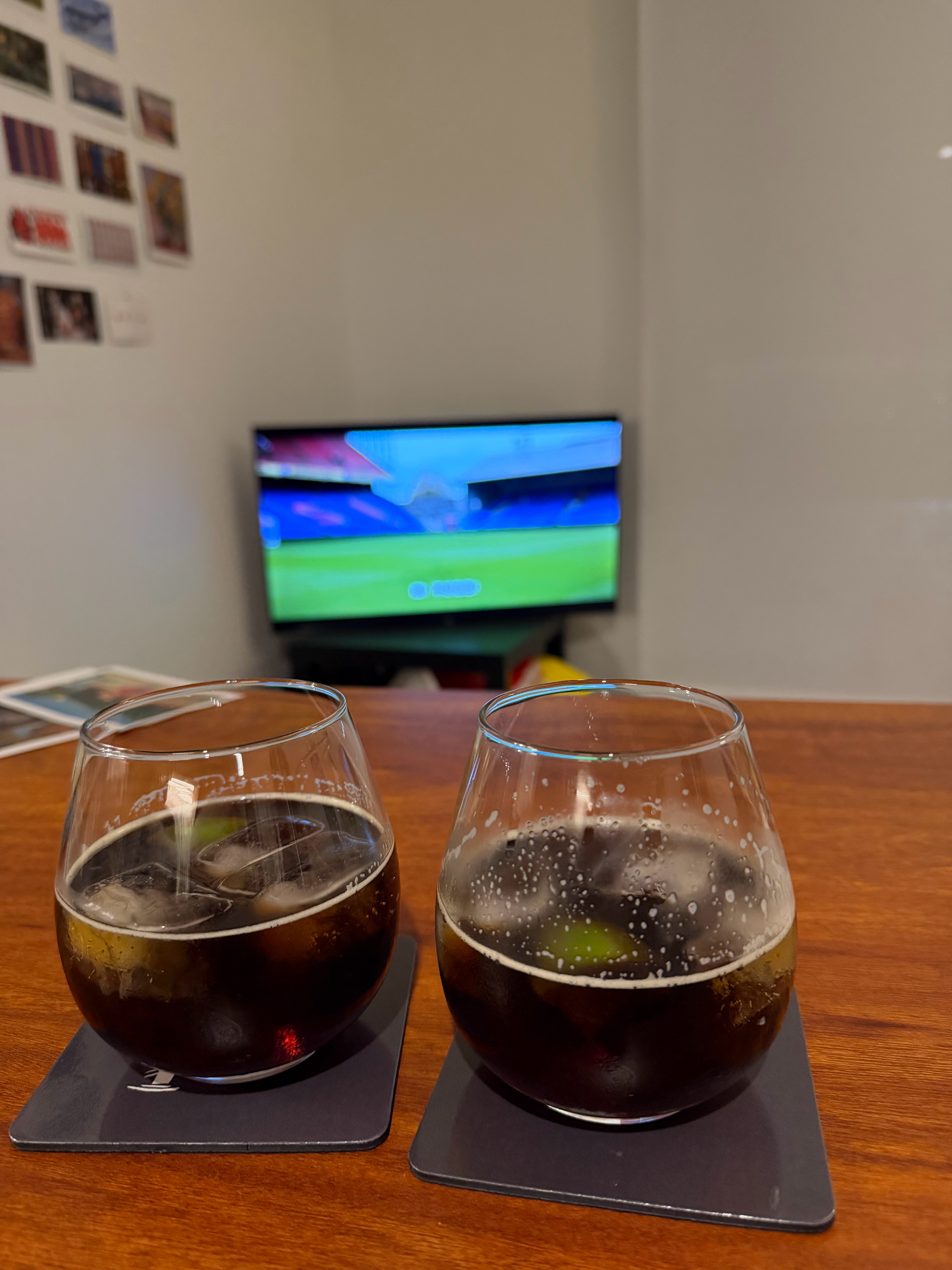 Ted Lasso y Fernet con coca教练我们足球现在是四节了