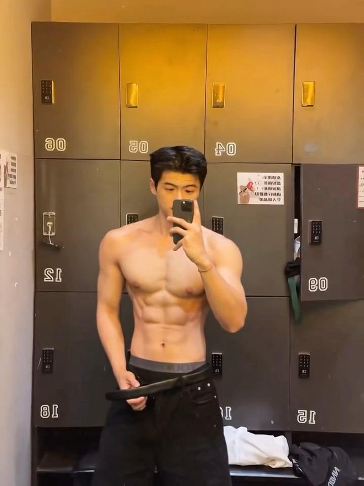 🤳 