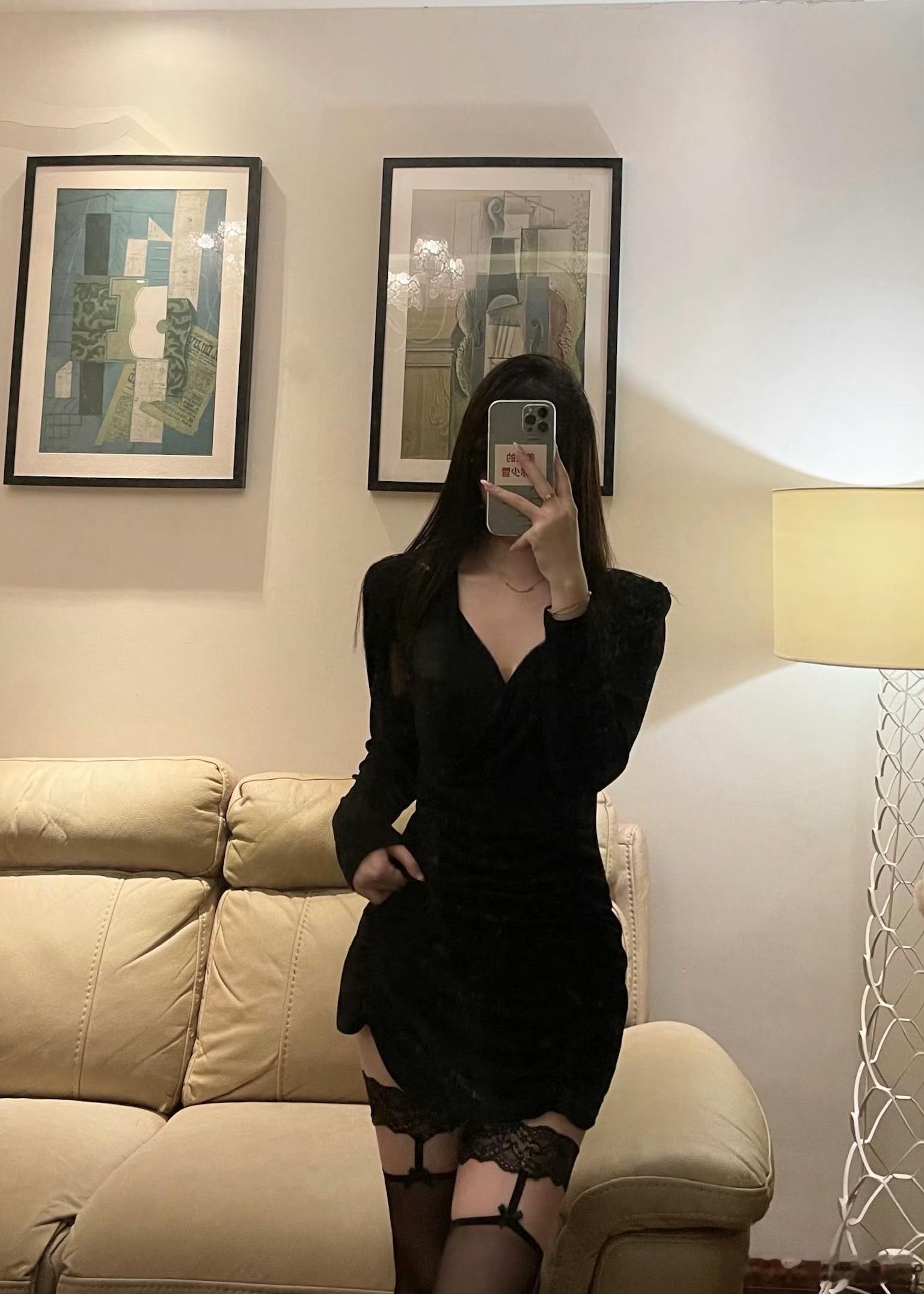 #绫##涞觅,不止丝滑##ootd# 我是不是你的理想型[喵喵] ​​​