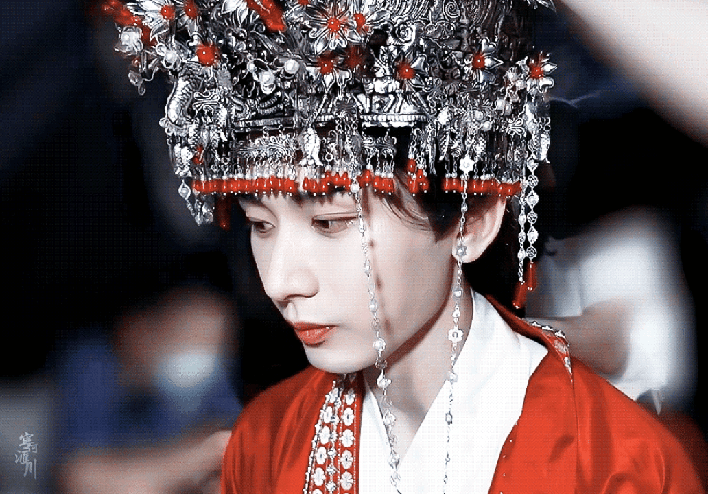 存一组成毅红妆合集自主代入与你结芬成毅