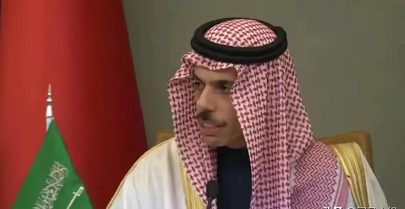 “沙特外交大臣联合六个中东国家打击伊朗境内的导弹发射装置”！

沙特外交大臣费萨