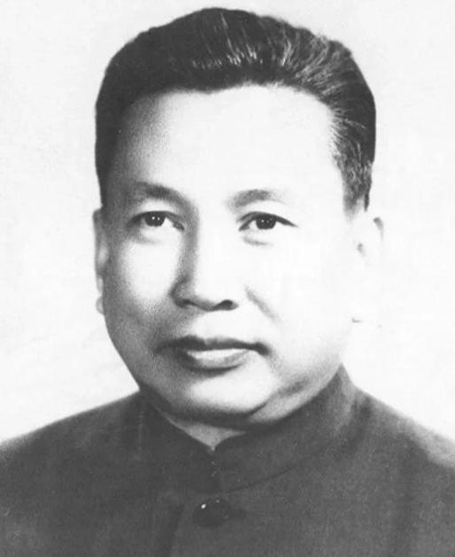 1985年，时年60岁的波尔布特做出了一个令人震惊的举动。他为自己分配了一位年仅