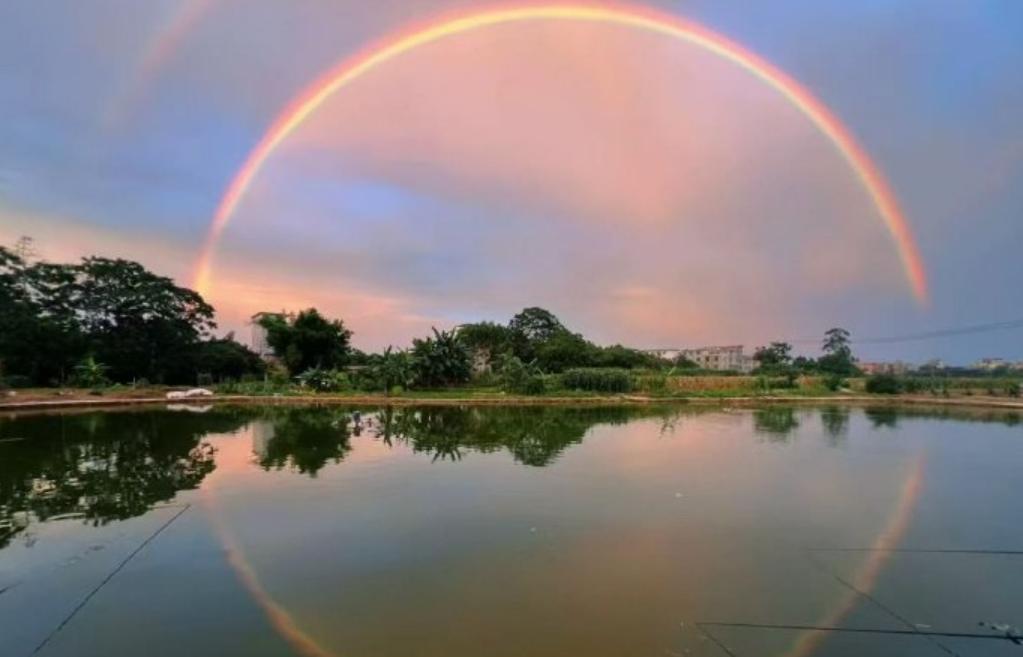 刚刚心血来潮和定居在瑞士的亲戚聊了一会儿，话题是：“欧洲人如何评价中国汽车工业的