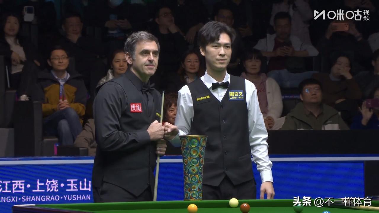 斯诺克世界公开赛决赛第一阶段：奥沙利文4-5落后塔猜亚

今天下午两点，2026