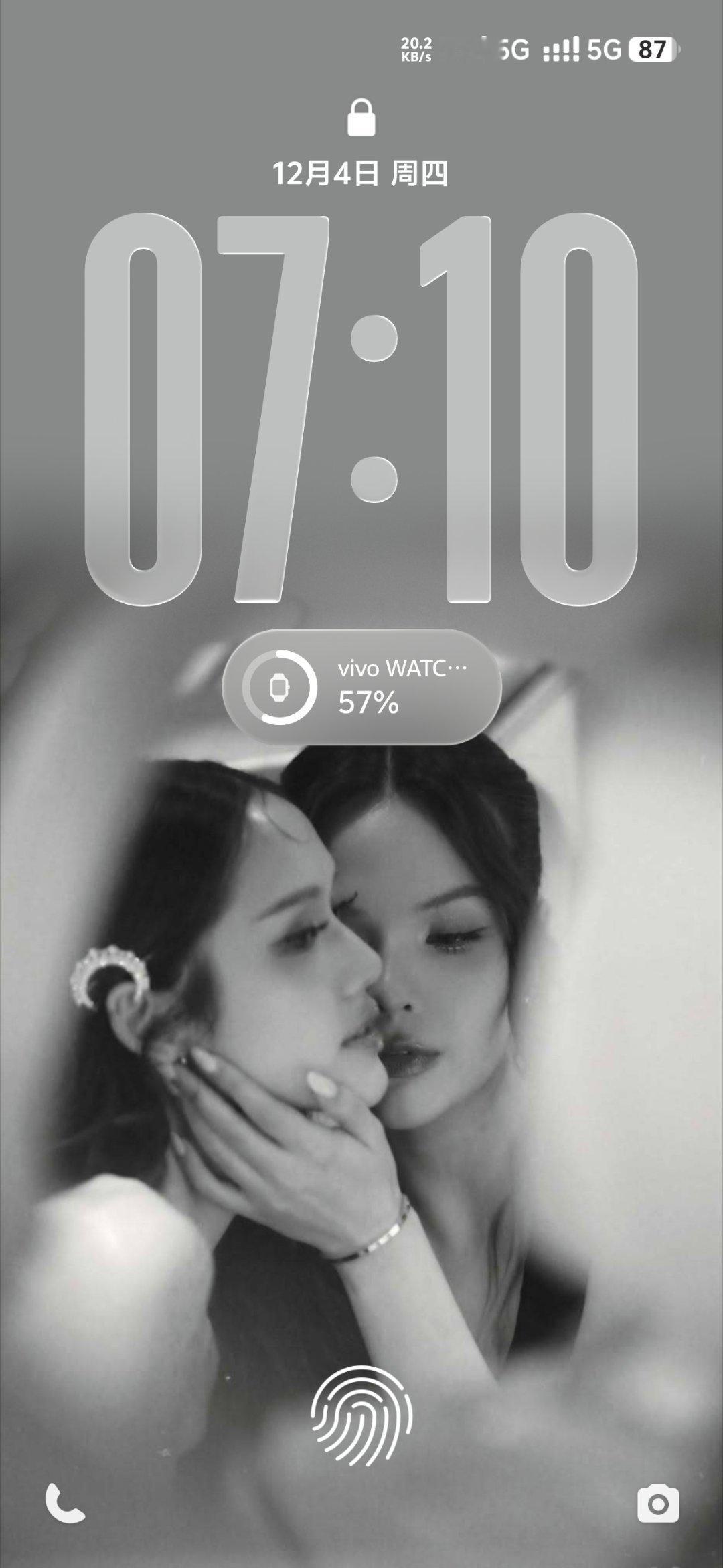 我笑死了现在就是比谁模仿🍎模仿的像呗，橘子6这一更新从锁屏到密码再到通知栏完完