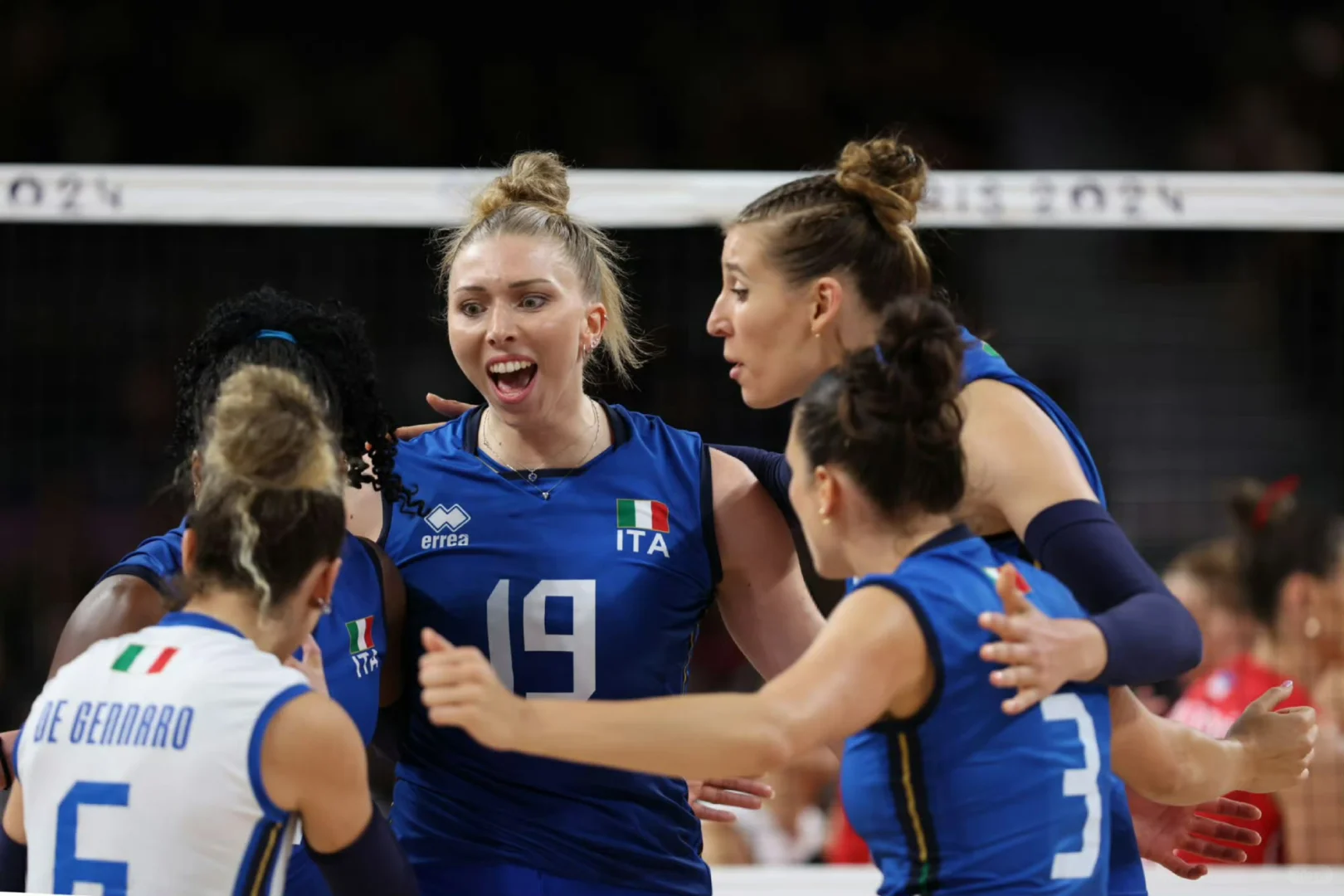 塞尔维亚女排不敌意大利