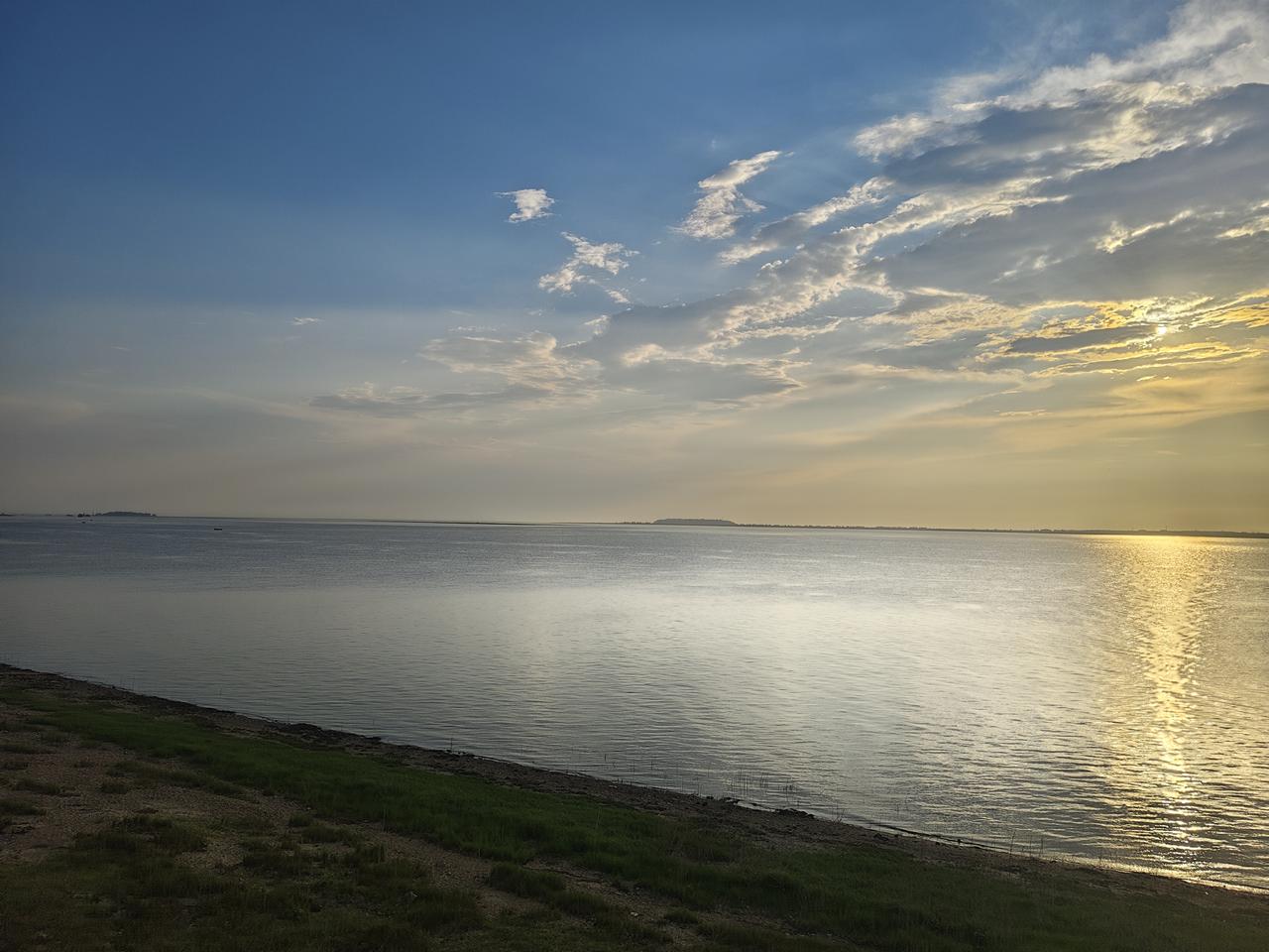 胖东来全员录取30名刑释人员：善良从不是鲁莽，是带锋芒的温柔
 
刚刷到胖东来的