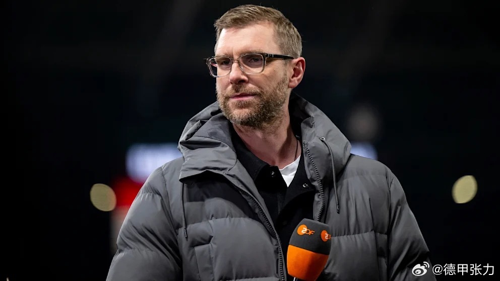 默特萨克官宣今夏离开阿森纳，告别已经干了八年的阿森纳青训学院主管职位。有消息说，