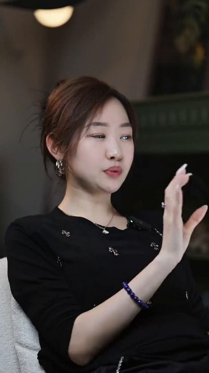 女人最舒服的活法。
最舒服的活法就是熟人少来往，烂人别沾边。亲戚少见面，不听那些