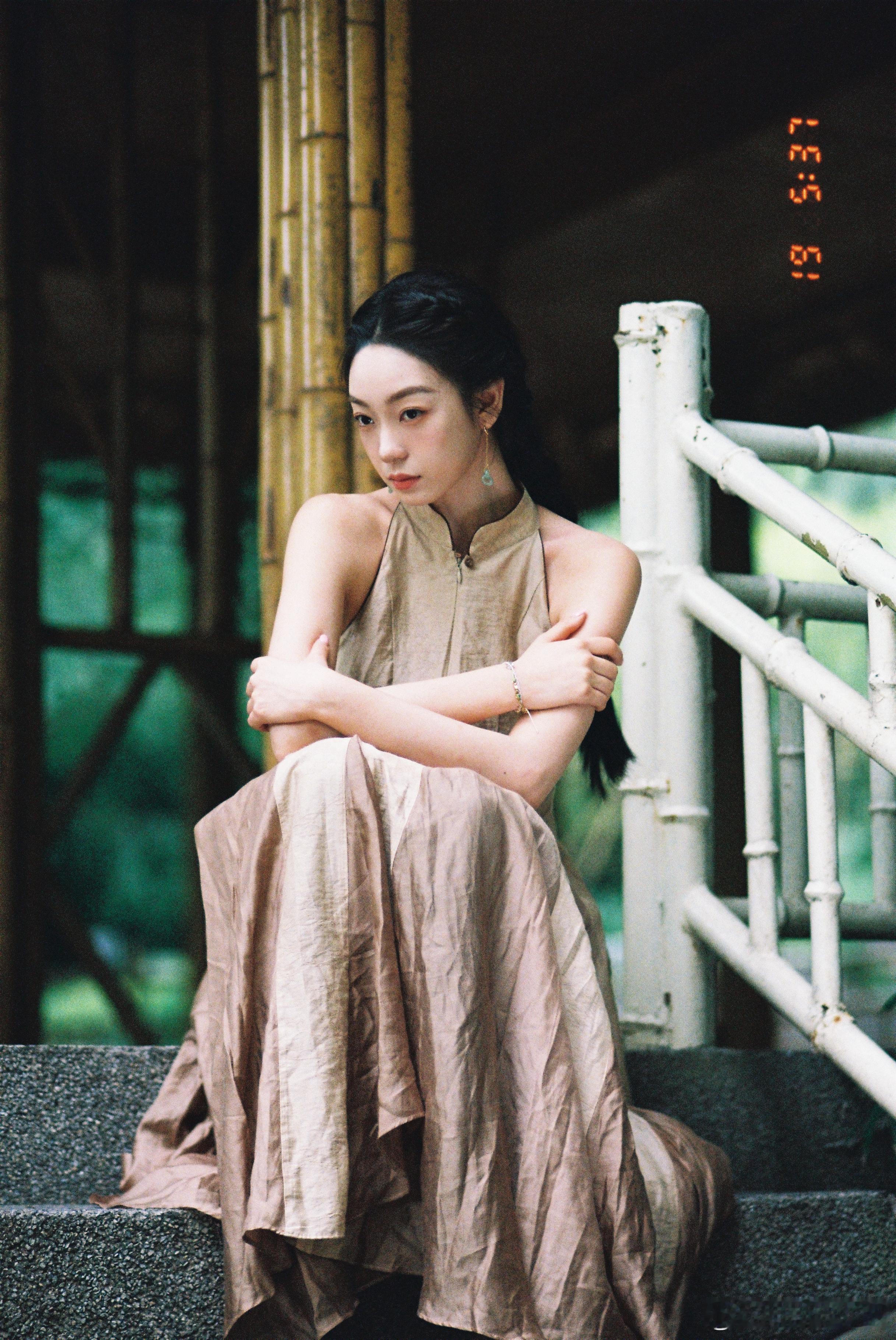 大家中秋快乐啊🎑🥮都吃了什么月饼呀～一起同框赏月 ​​​