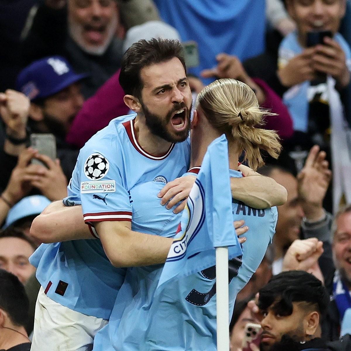 贝尔纳多·席尔瓦跻身曼城队史出场次数前十名。附曼城最新队史出场次数排名：

  