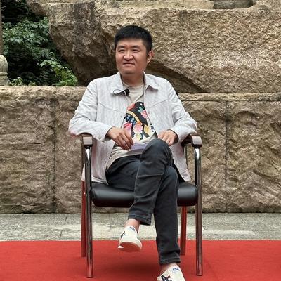 近日，著名相声演员、一级演员、相声表演艺术家、相声大师、陕派相声创始人、博士生导