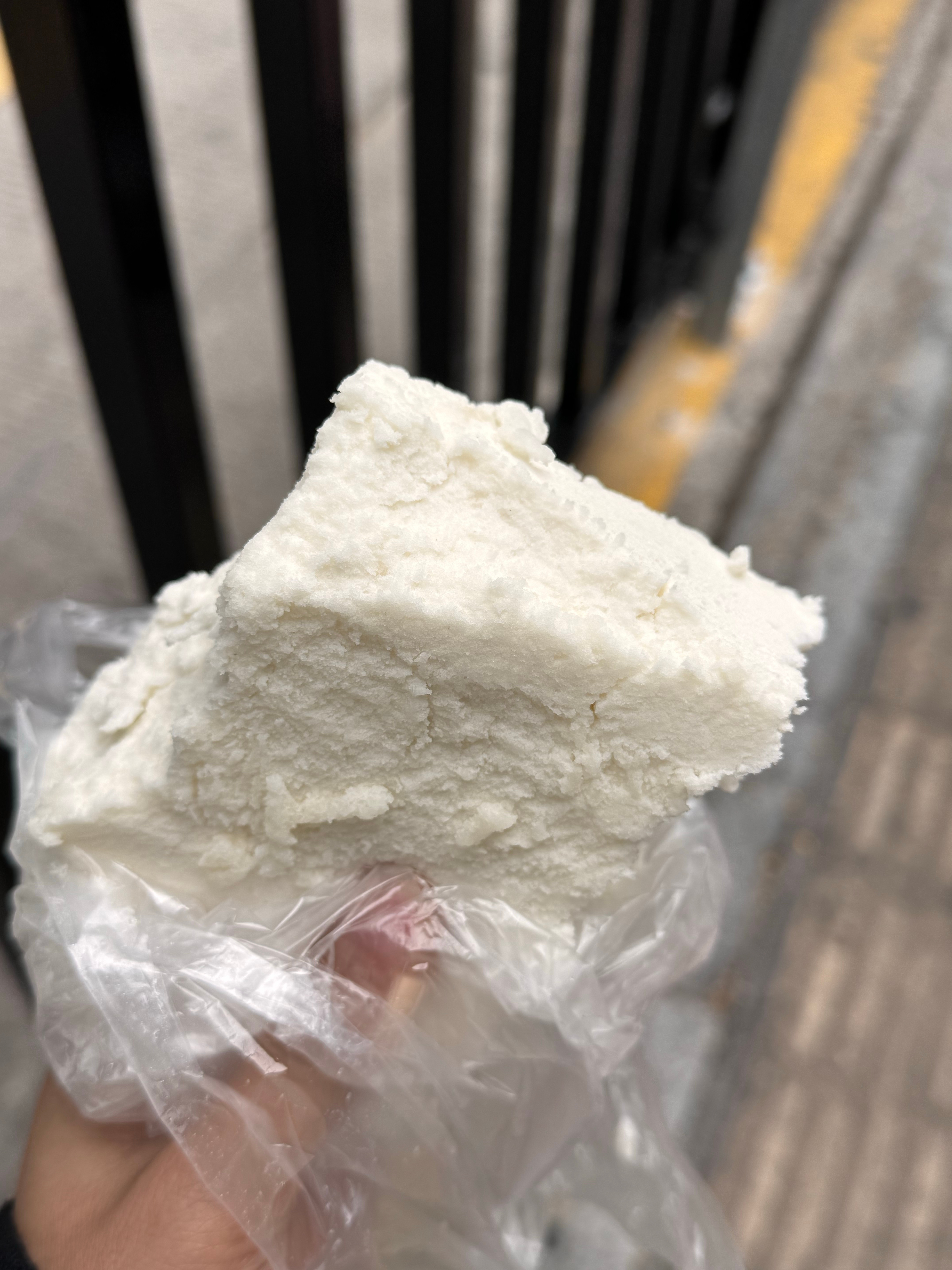 这个你们吃过没？我好爱吃这种有嚼劲的东西，～微甜，越嚼越香，不过好像只有福建才有