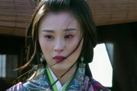 公元200年，孙策被刺死，妻子大乔要以死殉情，但被弟弟孙权拦下了，他说，“嫂子，