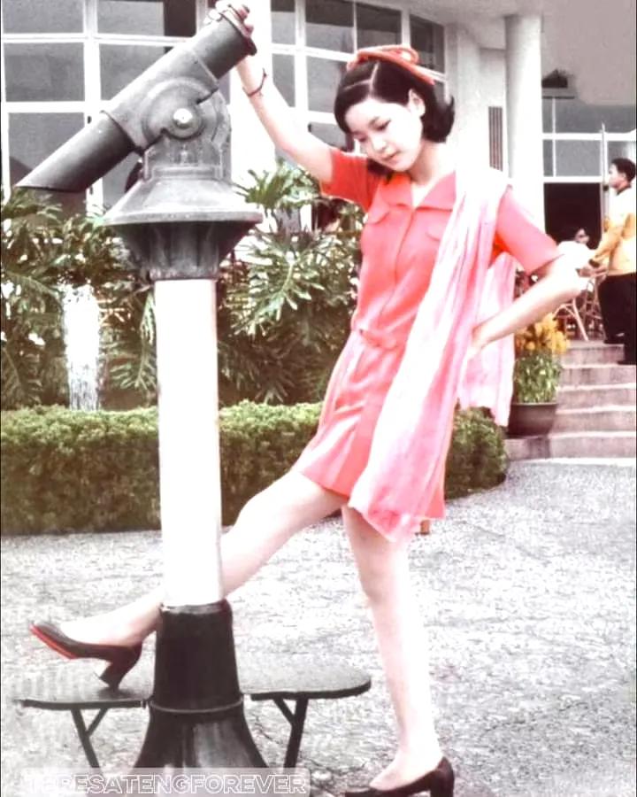 邓丽君1970年，留下的一张老照片，成为了一种永恒的印记。镜头中的她青涩而美丽，