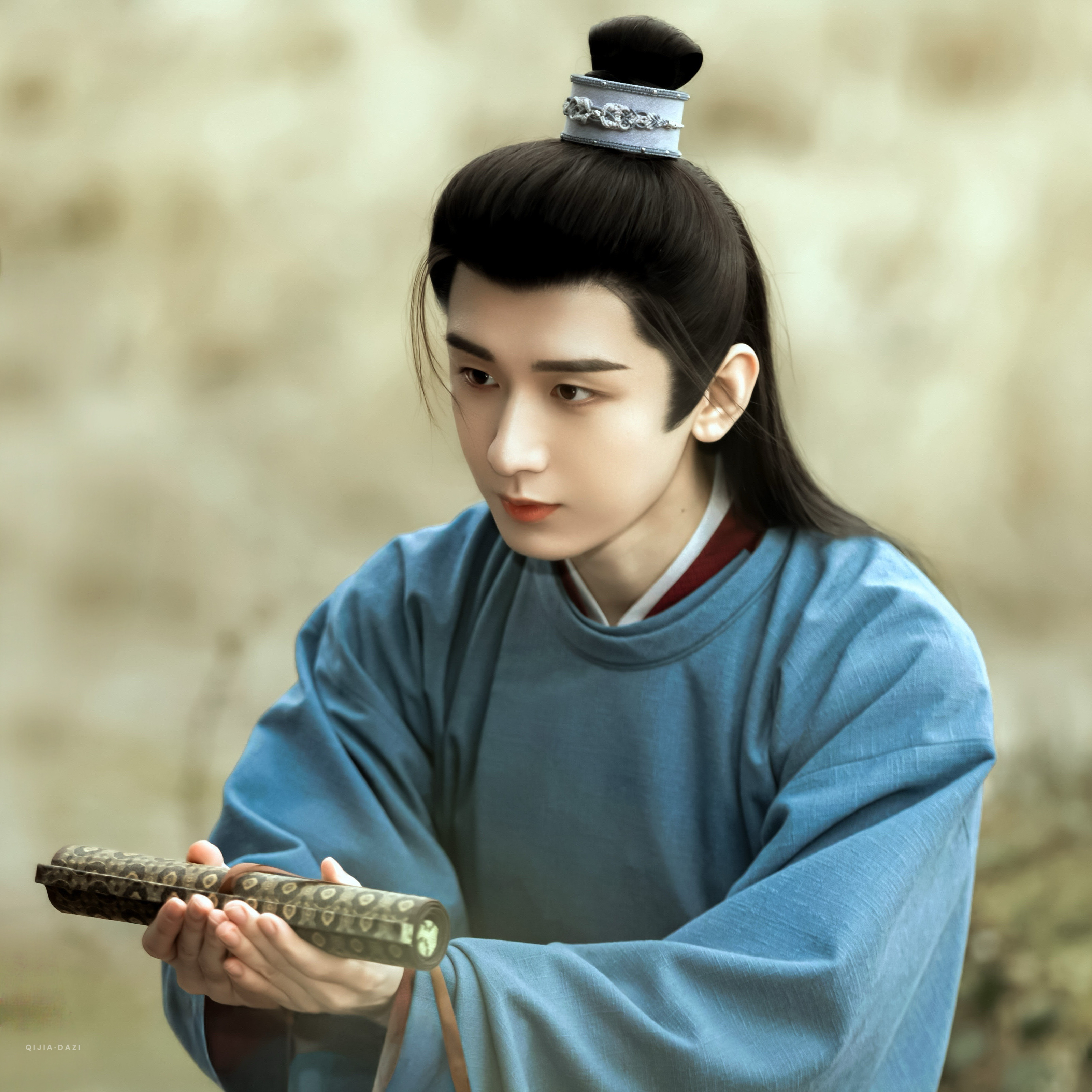 在下县衙主簿 谢淮安 