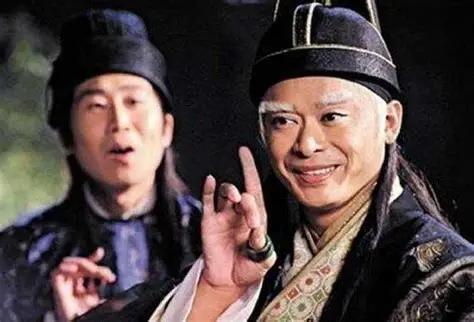 中国古代有太监，很多人觉得是为防皇帝被戴绿帽，其实没这么简单。若只为防这事儿，让