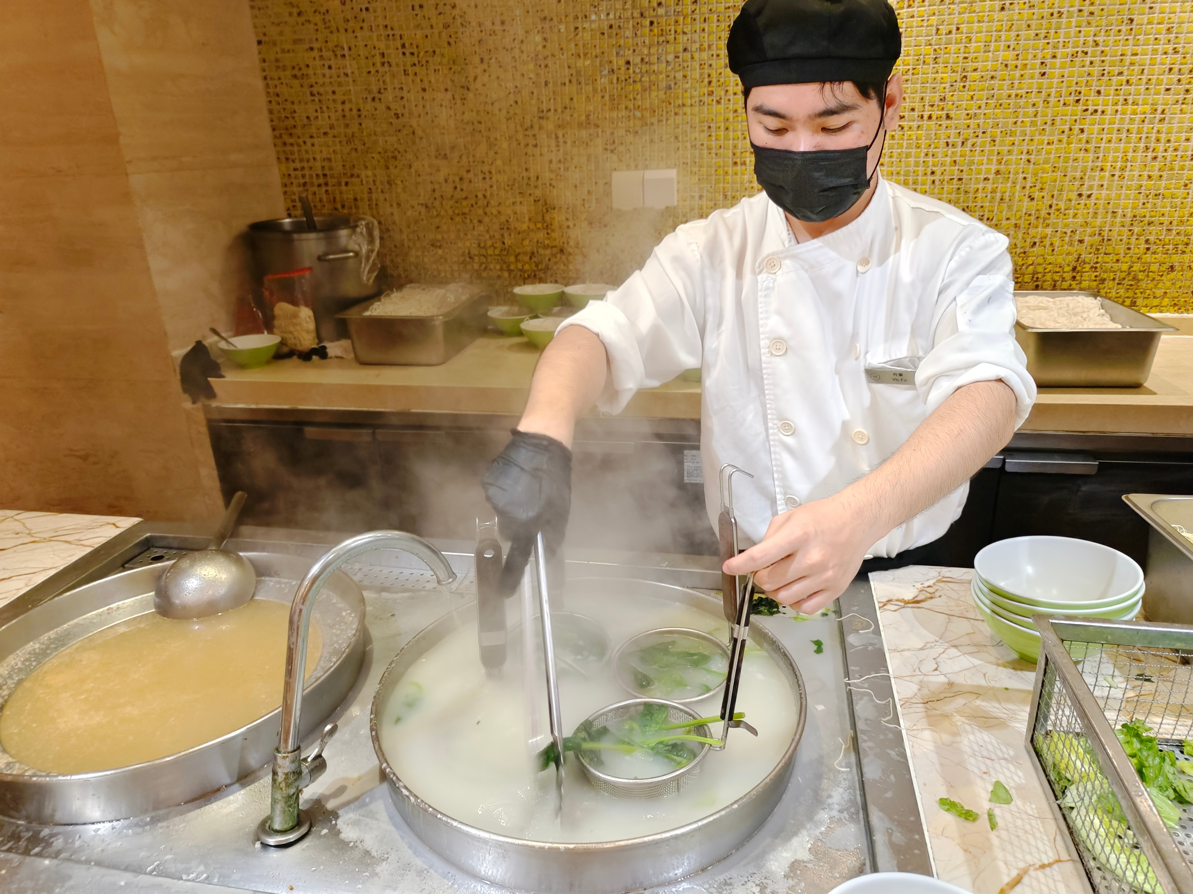 吃口海南伊面，打道回府。 