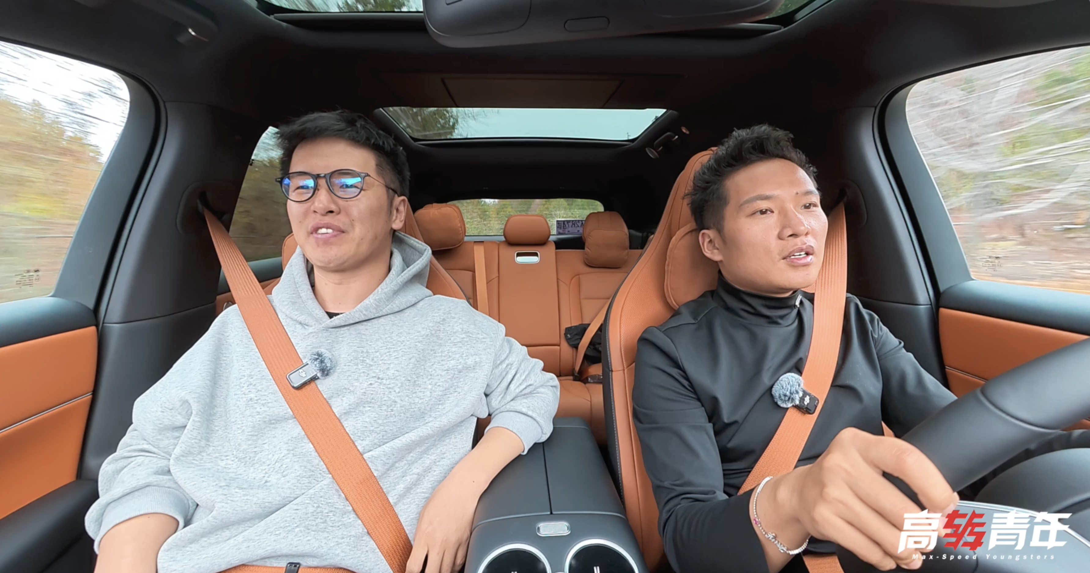 #张臻东称问界M6是快乐的车#其实在电影《飞驰人生3》里，就已经展示了新能源和智