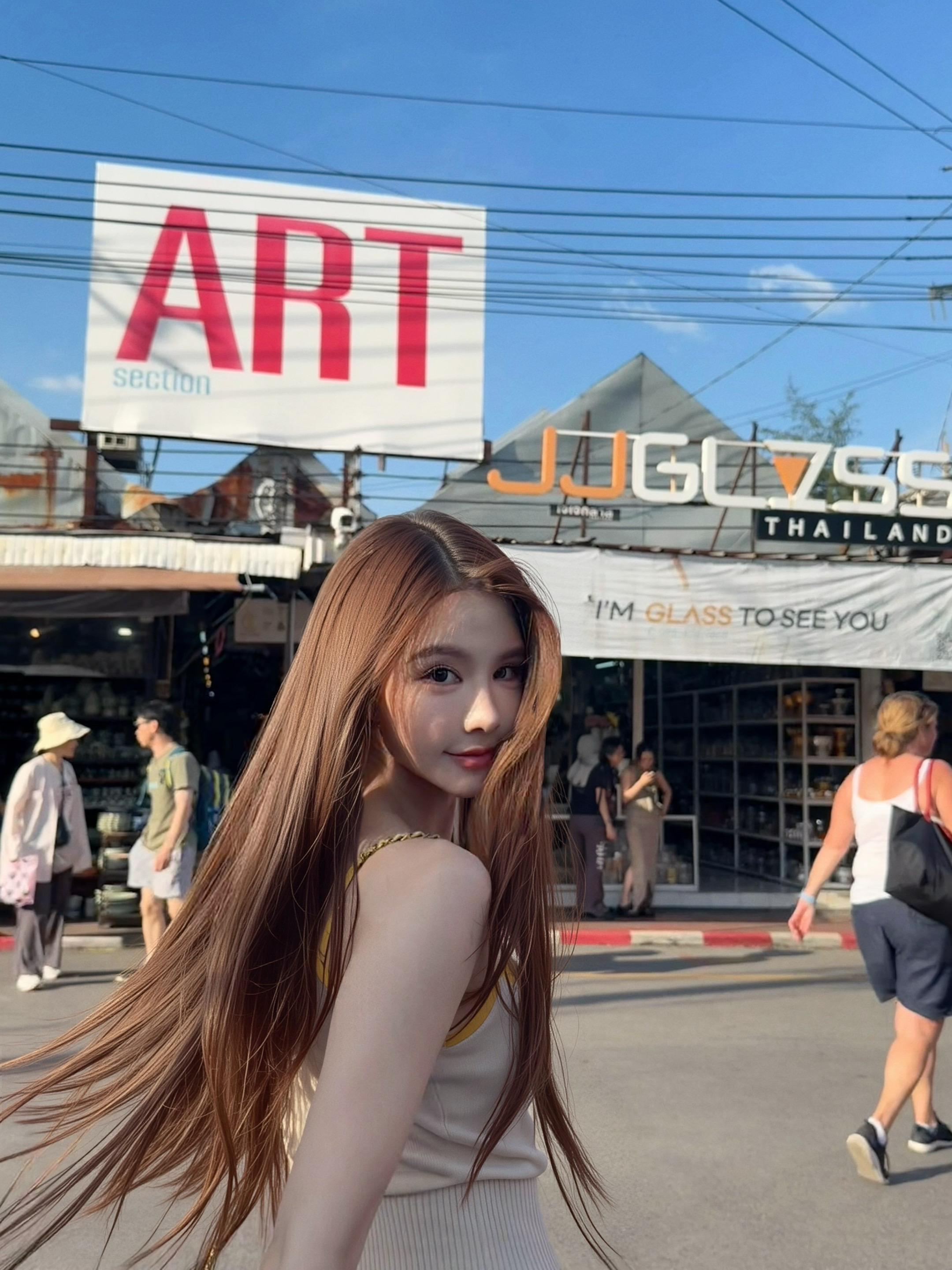 一个美女罢了，嘿嘿