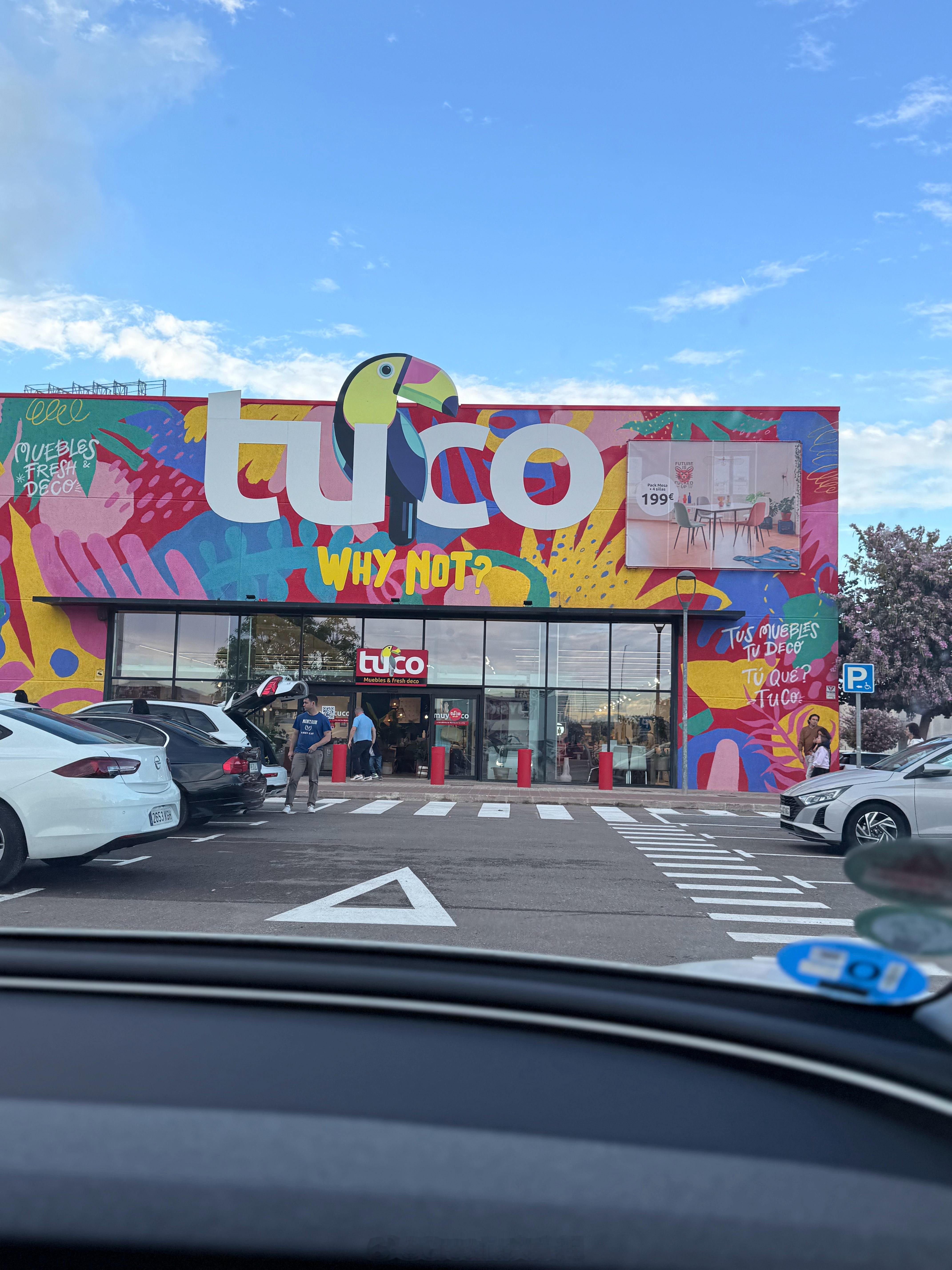 真拿过别人的付出，就会知道对方会成为你的甲方，自由和喜好都会被一定程度干预和剥夺