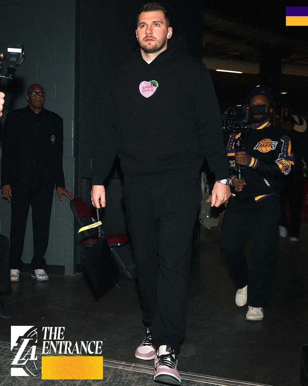 天冷，但不妨碍帅气😎湖人vs骑士 湖人国度