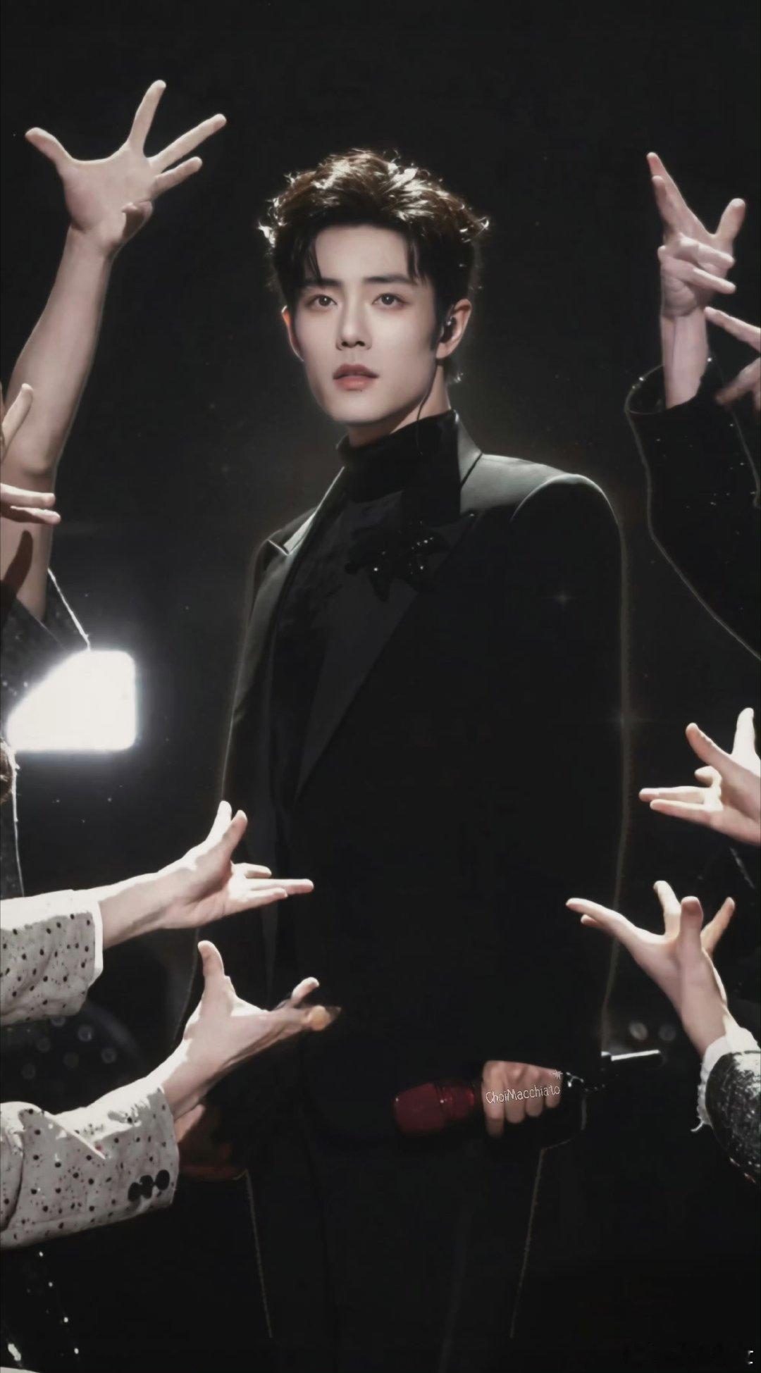 好像每年都参加，那就期待今年的舞台吧 