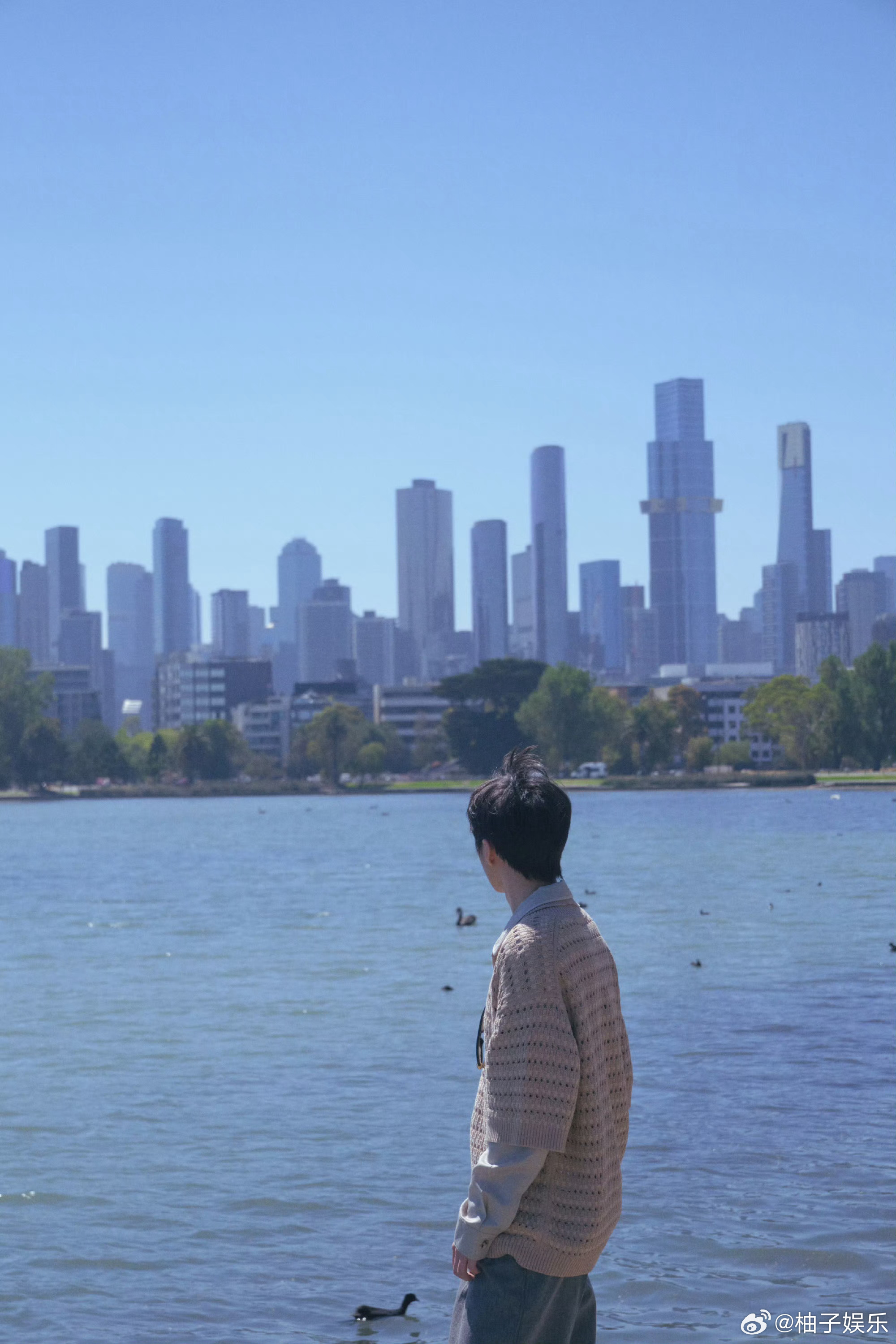 王俊凯无人乐园口碑 王俊凯《无人乐园》口碑，你们觉得这首歌好听吗？ 