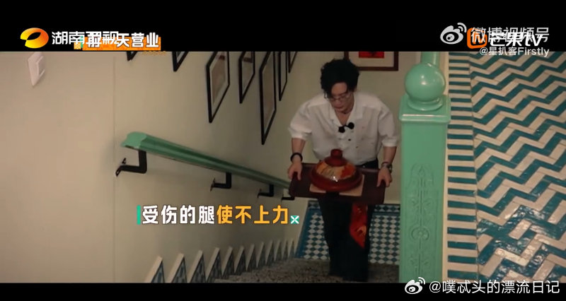 黄晓明[超话]黄晓明的脚粉碎性骨折打过六根钢钉听着都觉得脚疼，六根钢钉啊，还能在