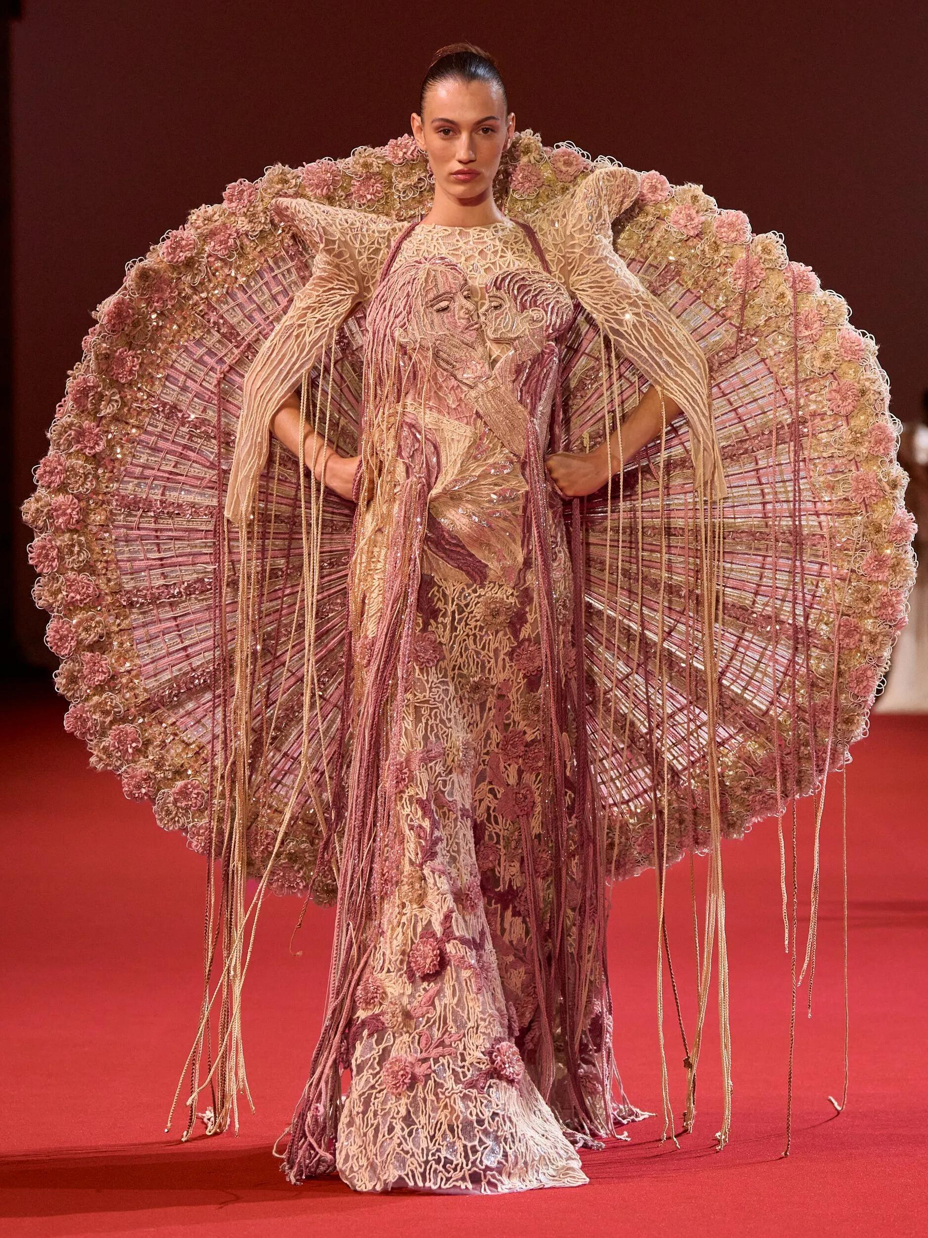 新晋高定品牌Manish Malhotra首季高定作品 2026秋冬高定系列，已