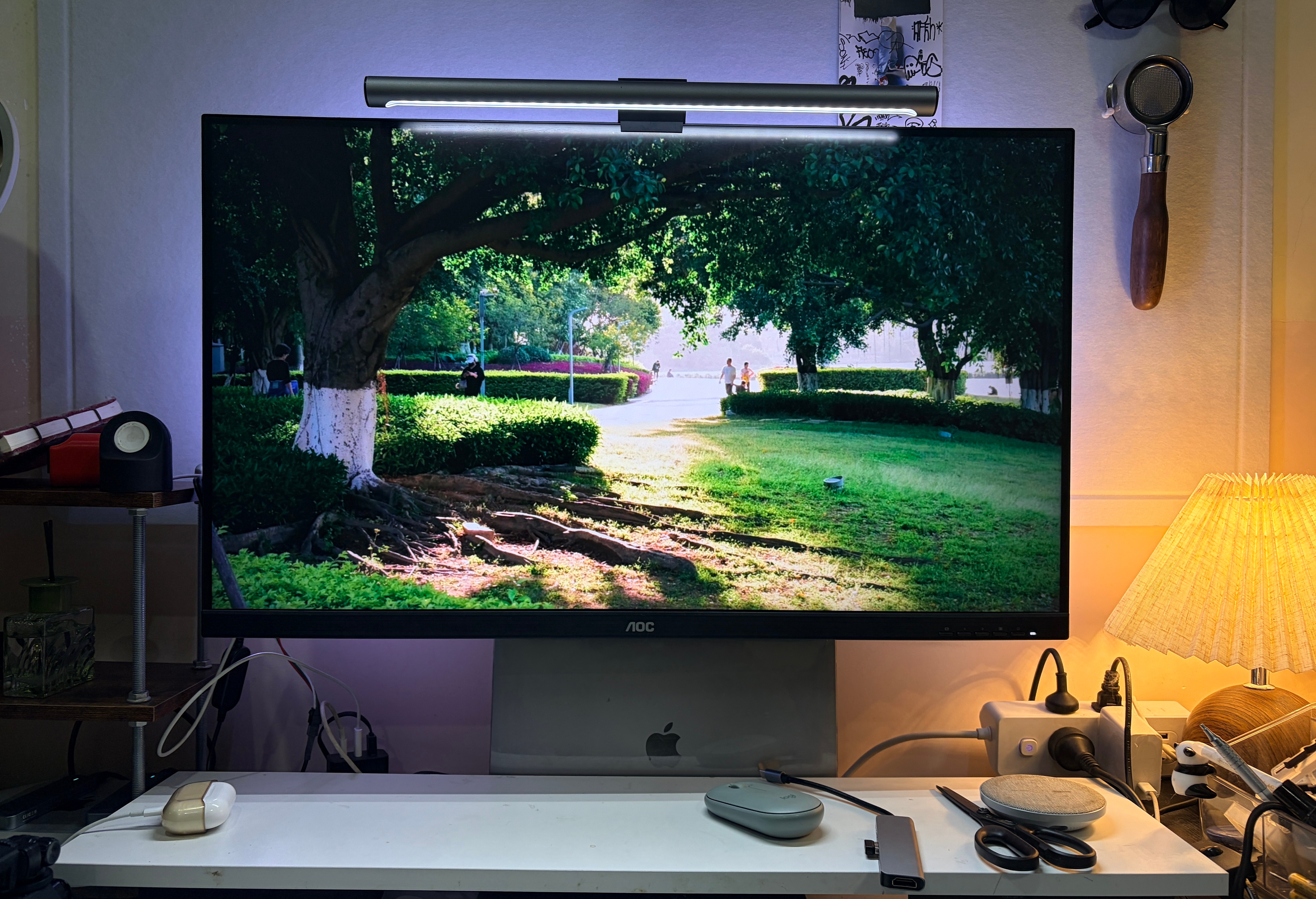 在家的快乐谁懂有电脑就不需要出门 