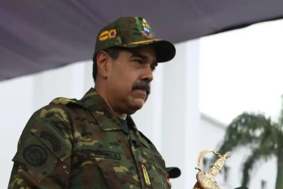 美国对委内瑞拉的“极限施压”已持续数月，航母、战机和制裁轮番上阵，但这场高压博弈